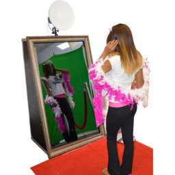 selfie mirror photobooth